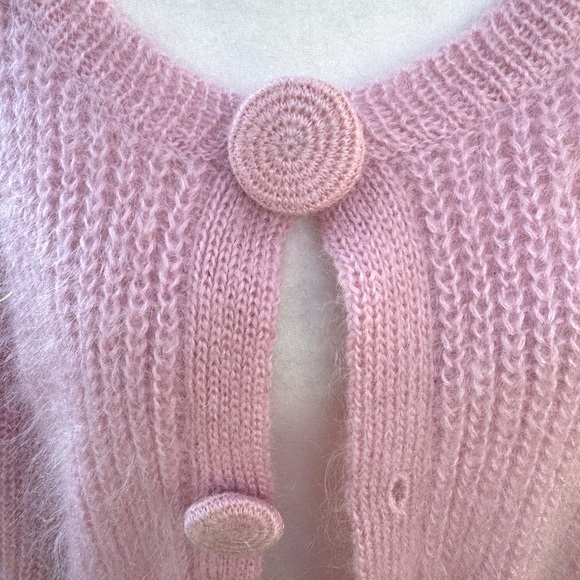 50%Mohair Vintage 1960s Covers super fuzzy feminine retro sweater .Size L - Picture 4 of 11